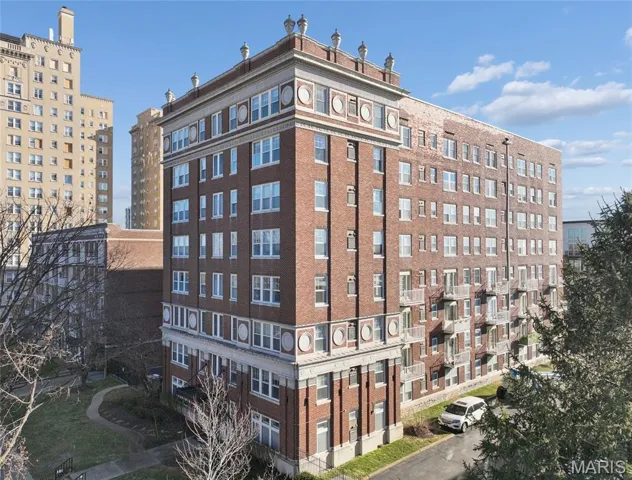 Welcome to 5330 Pershing!