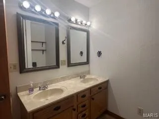 1170