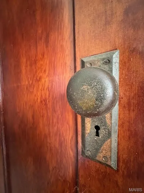 1170