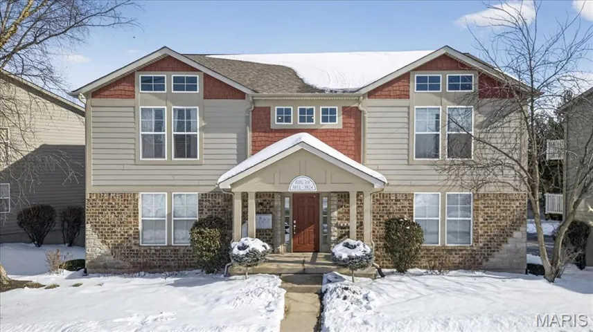 Welcome to 3812 Capri Way!