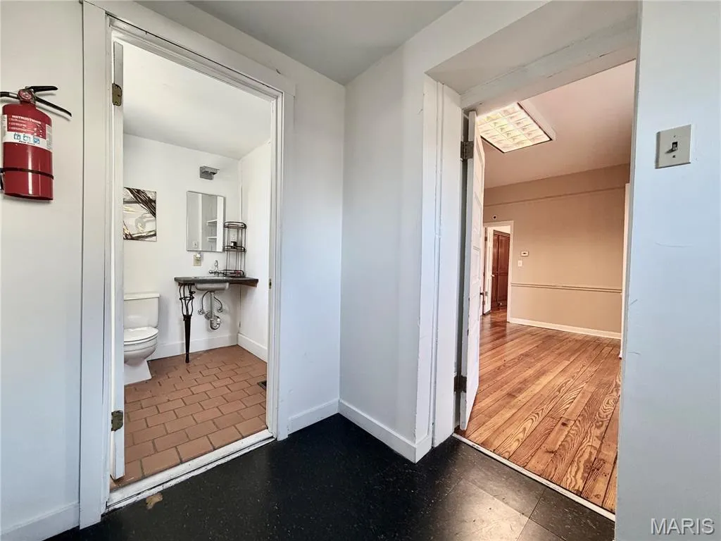 1170