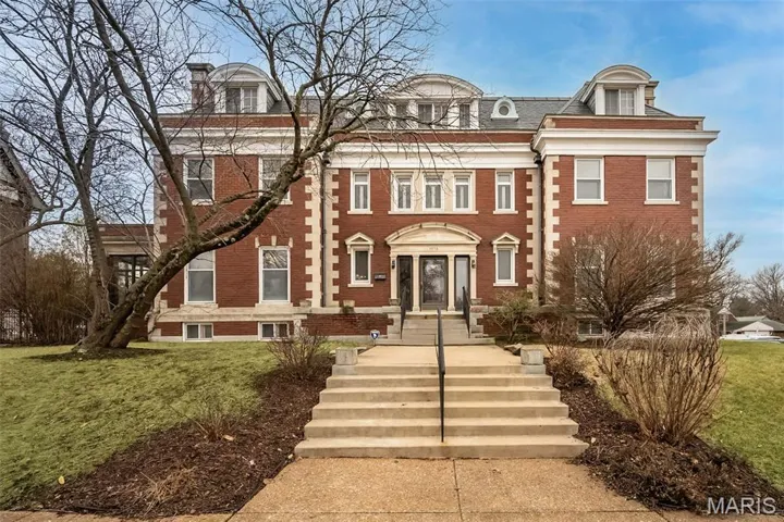 3550 Russell Boulevard Front Elevation
