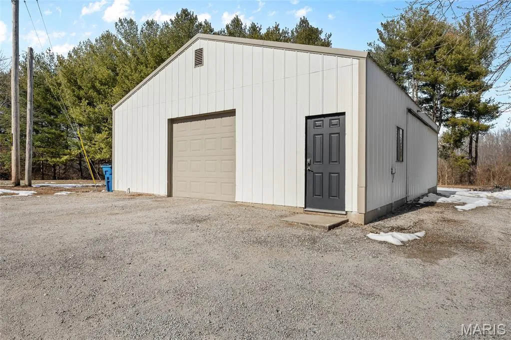 1170