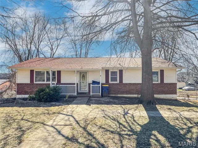 Front of home with nice porch.