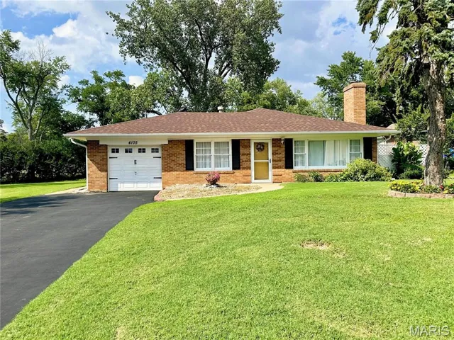 Architectural Shingles Roof in 2022, Driveway Extended and Sealed & Gutters in 2024
