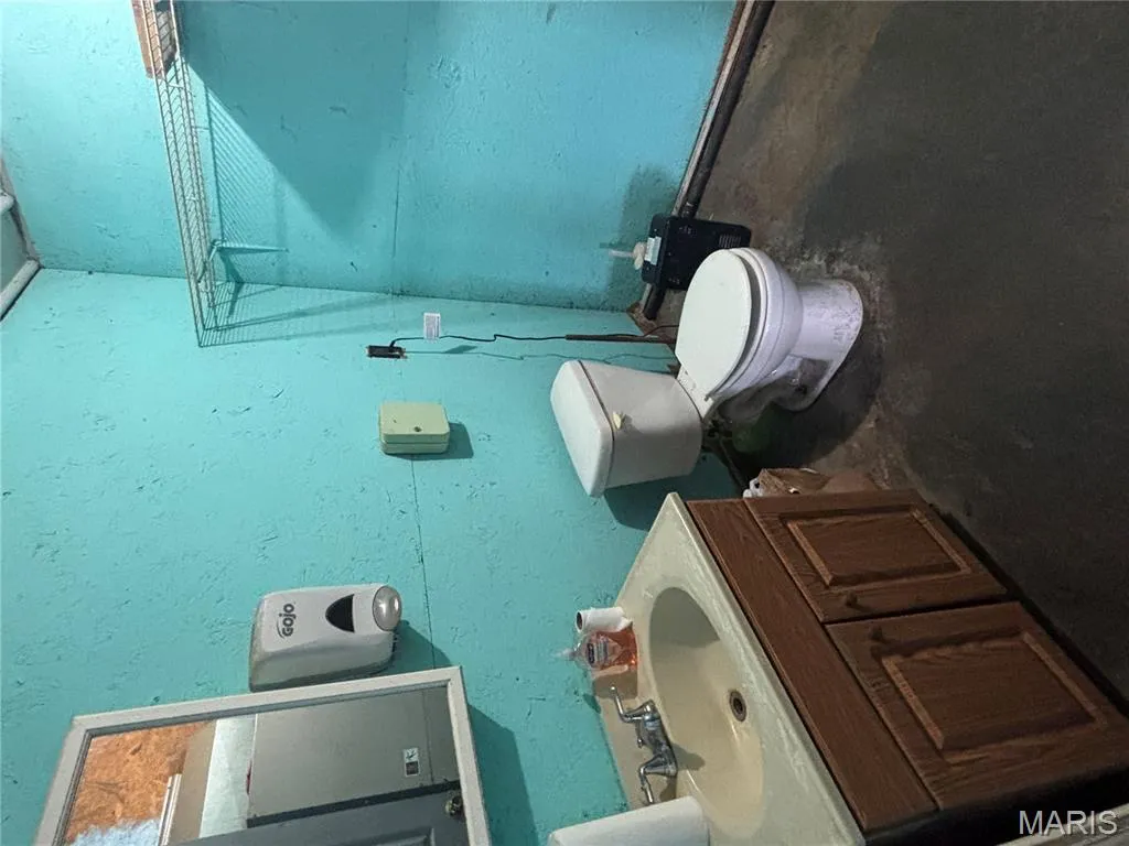 1170