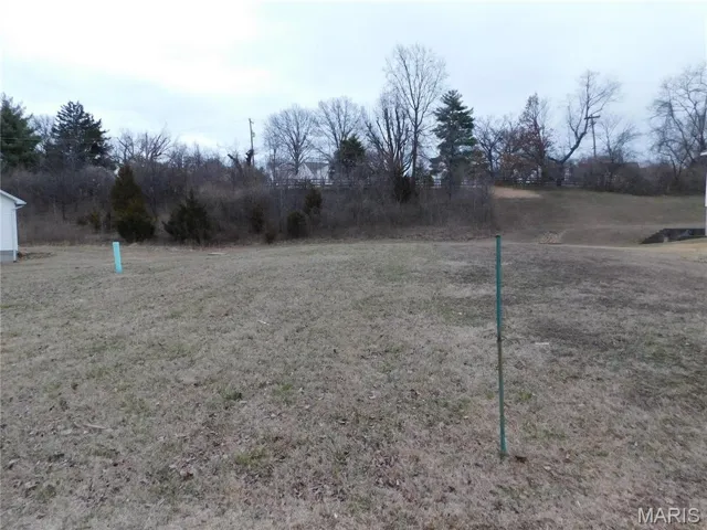 Cleared, level lot waiting for a new build