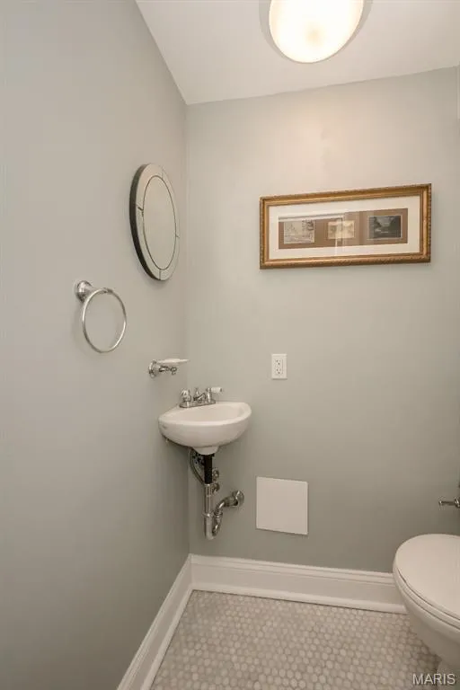 1170