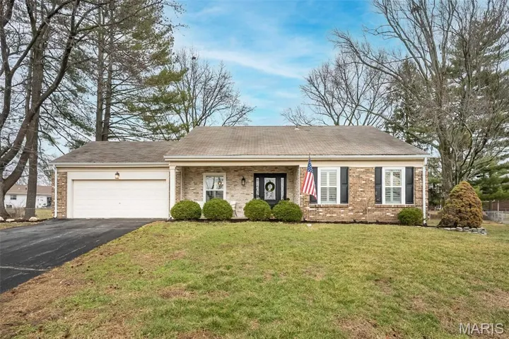 Updated 1.5 story home located on quiet cul de sac.