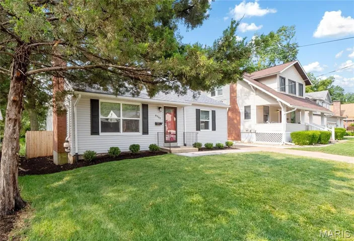 Charming house on a charming street!