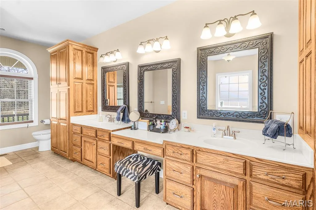 1170