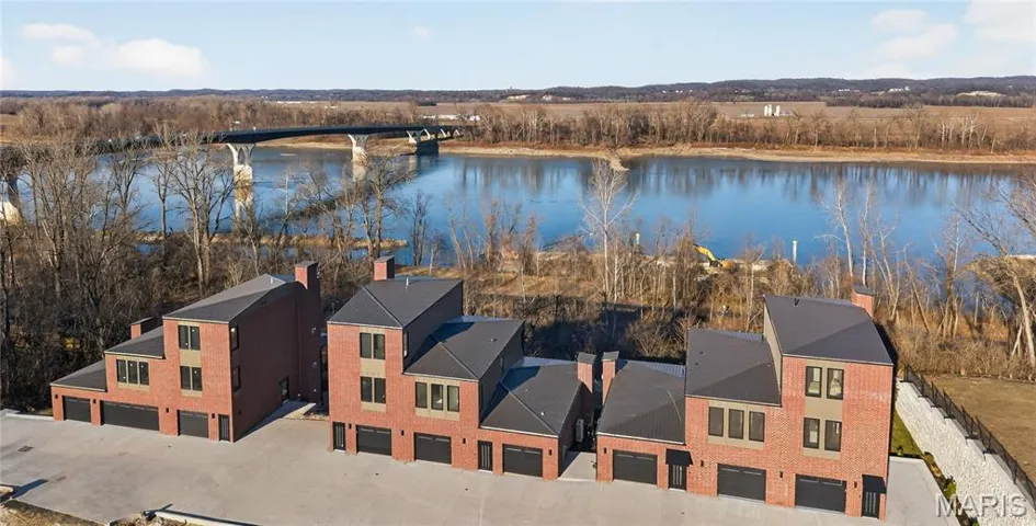 Welcome to The Bluffs at Bassora Place!