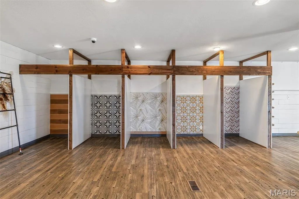 1170