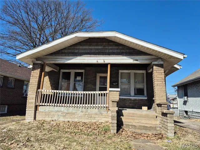 1 STORY FIXER UPPER