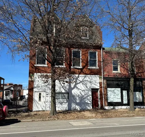 View of front facade