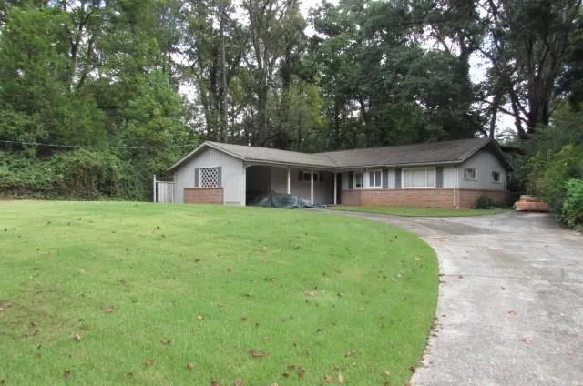 6369 Cherry Tree Lane, Sandy Springs, Georgia 30328, 3 Bedrooms Bedrooms, ,2 BathroomsBathrooms,Residential,Sold,6369 Cherry Tree Lane,6110878
