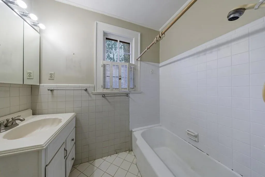 1810 Monroe Drive Ne, Atlanta, Georgia 30324, 2 Bedrooms Bedrooms, 0 ,1 BathroomBathrooms,Land,For Sale,1810 Monroe Drive Ne,7703417