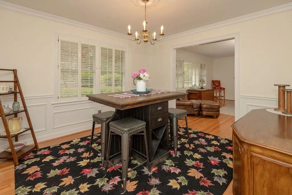 Separate Dining Room Separate Dining Room