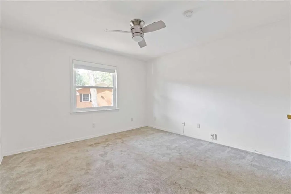 3510 Roswell Road Apt C2, Atlanta, Georgia 30305, 2 Bedrooms Bedrooms, ,2 BathroomsBathrooms,Residential,For Sale,3510 Roswell Road Apt C2,7655640
