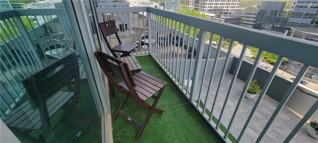 Balcony featuring a city view