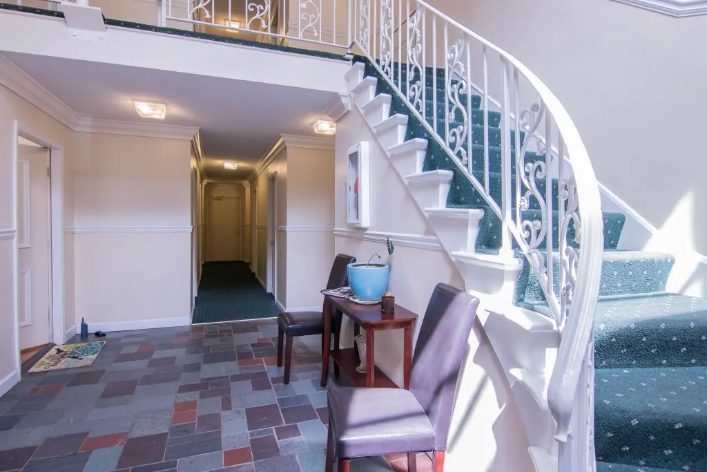 6851 Roswell Road Unit F-25, Sandy Springs, Georgia 30328, 2 Bedrooms Bedrooms, ,2 BathroomsBathrooms,Residential,Sold,6851 Roswell Road Unit F-25,5991462