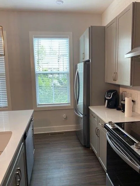 176 Chestnut Circle Unit 54, Atlanta, Georgia 30342, 2 Bedrooms Bedrooms, ,2 BathroomsBathrooms,Residential,For Sale,176 Chestnut Circle Unit 54,7652564