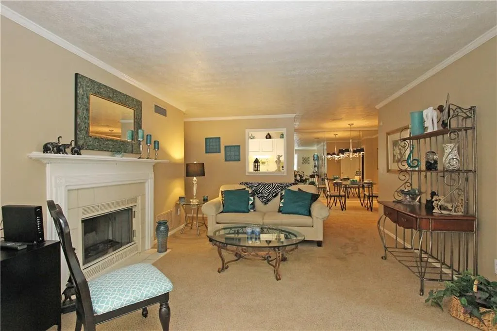 1608 Gettysburg Place Unit 1608, Sandy Springs, Georgia 30350, 2 Bedrooms Bedrooms, ,2 BathroomsBathrooms,Residential,Sold,1608 Gettysburg Place Unit 1608,5871706