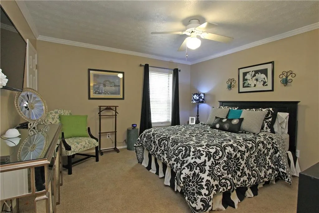 1608 Gettysburg Place Unit 1608, Sandy Springs, Georgia 30350, 2 Bedrooms Bedrooms, ,2 BathroomsBathrooms,Residential,Sold,1608 Gettysburg Place Unit 1608,5871706