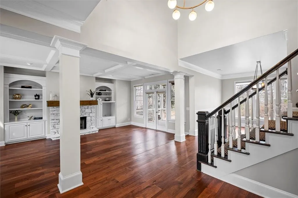 130 Belvedere Court, Sandy Springs, Georgia 30350, 5 Bedrooms Bedrooms, ,4 BathroomsBathrooms,Residential,For Sale,130 Belvedere Court,7727280