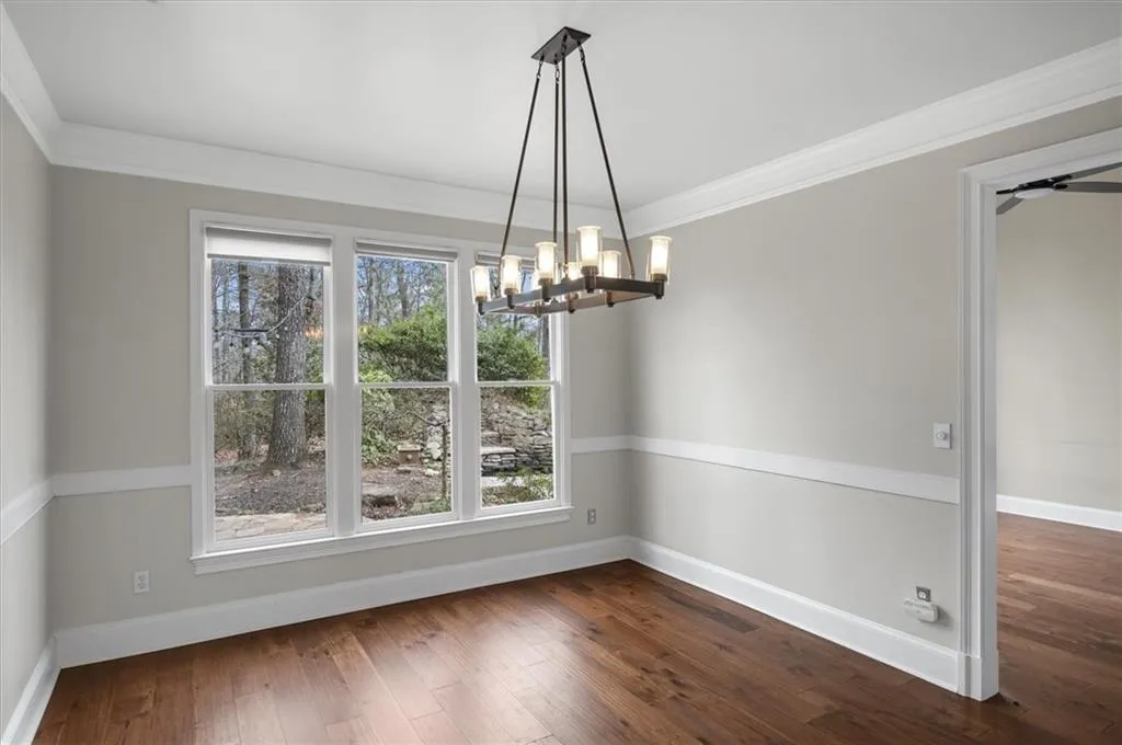 130 Belvedere Court, Sandy Springs, Georgia 30350, 5 Bedrooms Bedrooms, ,4 BathroomsBathrooms,Residential,For Sale,130 Belvedere Court,7727280