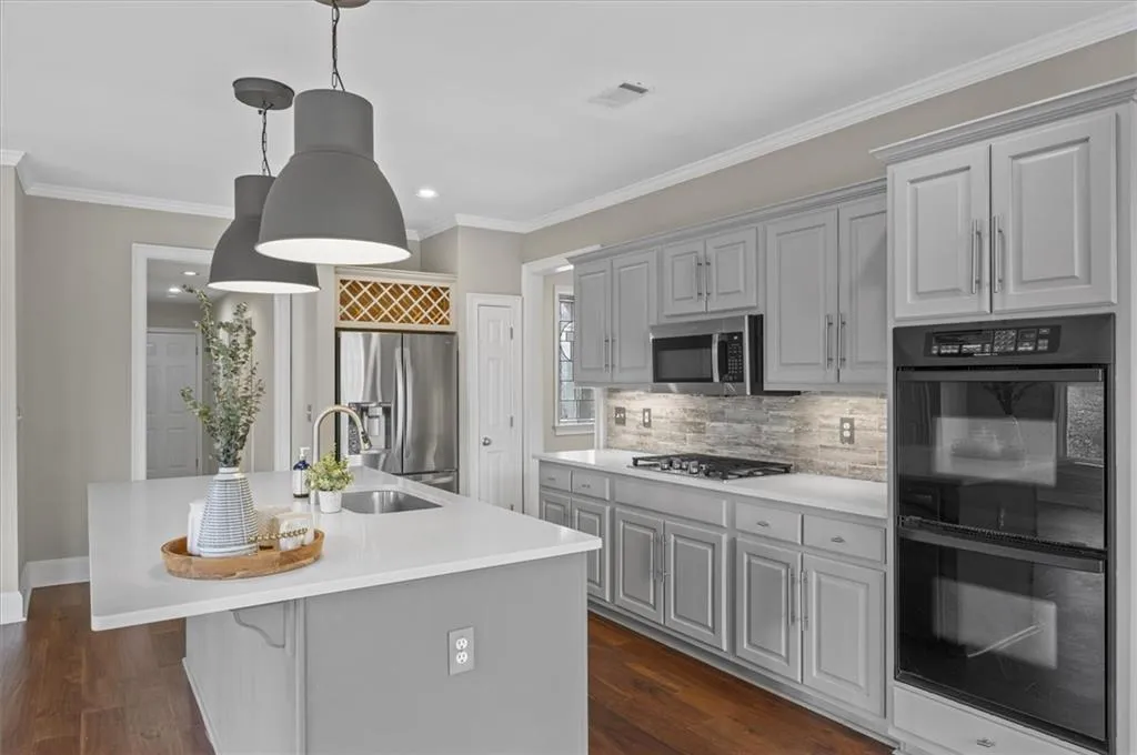 130 Belvedere Court, Sandy Springs, Georgia 30350, 5 Bedrooms Bedrooms, ,4 BathroomsBathrooms,Residential,For Sale,130 Belvedere Court,7727280