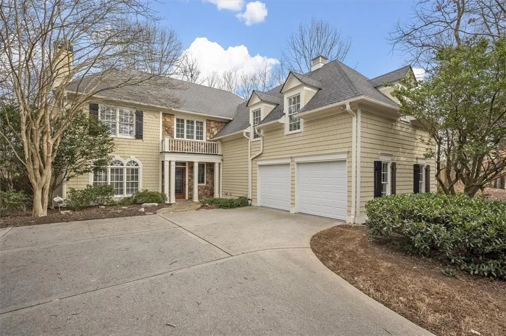 130 Belvedere Court, Atlanta, Georgia 30350, 5 Bedrooms Bedrooms, ,4 BathroomsBathrooms,Residential,For Sale,130 Belvedere Court,7727280