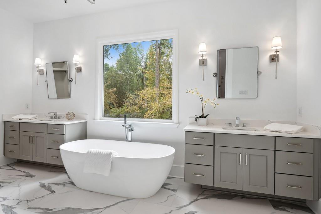 120 Nezhat Place, Sandy Springs, Georgia 30350, 5 Bedrooms Bedrooms, ,5 BathroomsBathrooms,Residential,Sold,120 Nezhat Place,7292609