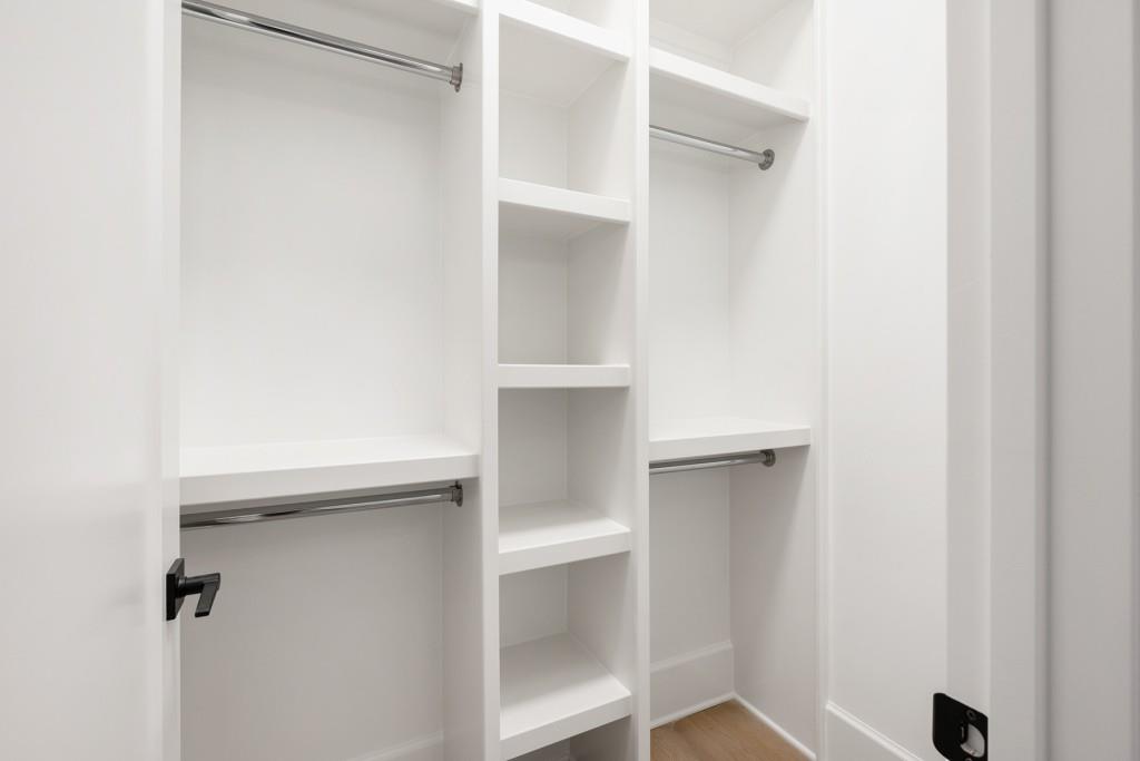 120 Nezhat Place, Sandy Springs, Georgia 30350, 5 Bedrooms Bedrooms, ,5 BathroomsBathrooms,Residential,Sold,120 Nezhat Place,7292609