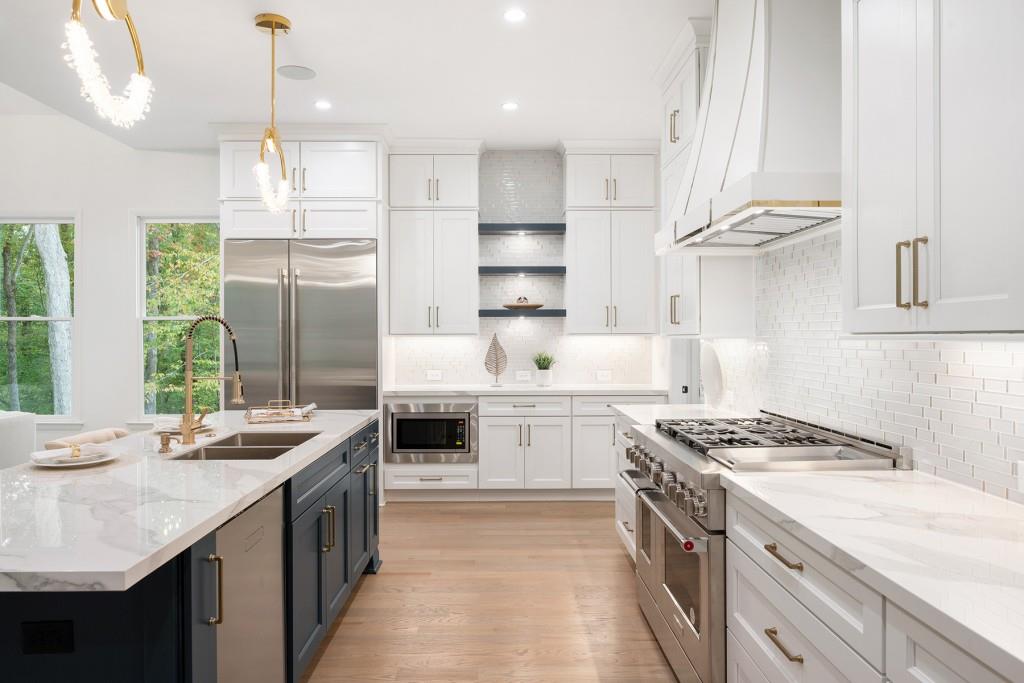 120 Nezhat Place, Sandy Springs, Georgia 30350, 5 Bedrooms Bedrooms, ,5 BathroomsBathrooms,Residential,Sold,120 Nezhat Place,7292609