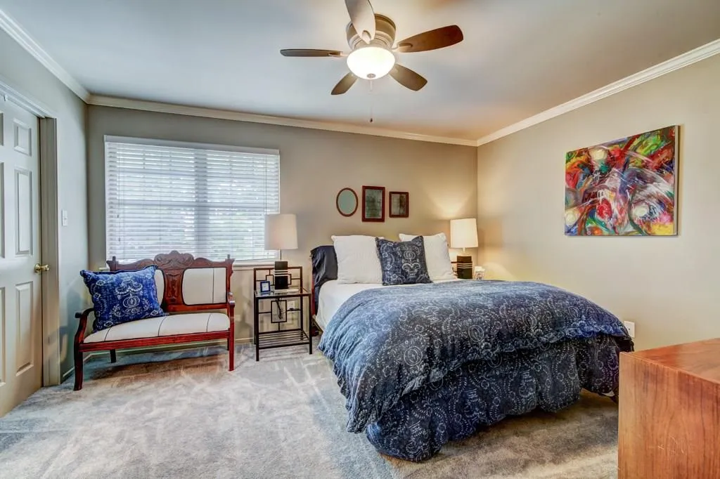 6810 Glenridge Drive Unit F, Atlanta, Georgia 30328, 2 Bedrooms Bedrooms, ,2 BathroomsBathrooms,Residential,Sold,6810 Glenridge Drive Unit F,6027464