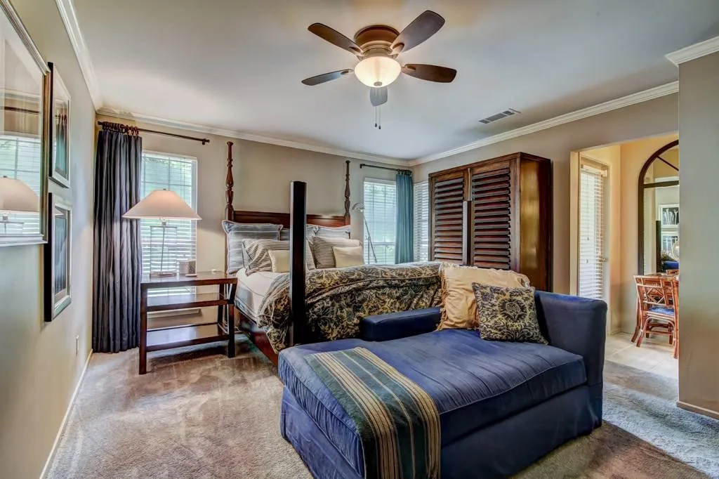 6810 Glenridge Drive Unit F, Atlanta, Georgia 30328, 2 Bedrooms Bedrooms, ,2 BathroomsBathrooms,Residential,Sold,6810 Glenridge Drive Unit F,6027464