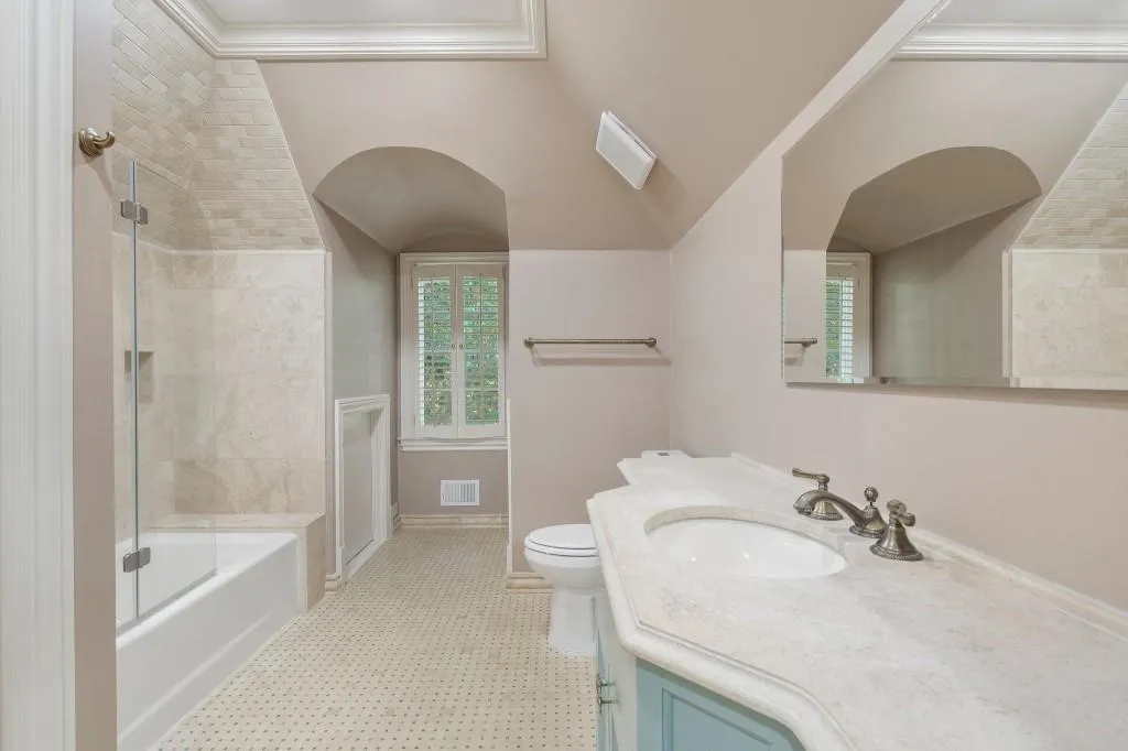 4645 Harris Trail, Atlanta, Georgia 30327, 6 Bedrooms Bedrooms, ,6 BathroomsBathrooms,Residential,Sold,4645 Harris Trail,7475512