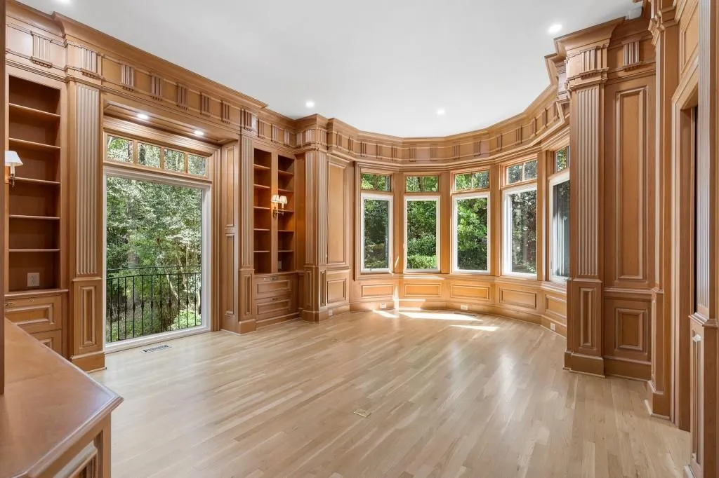 4645 Harris Trail, Atlanta, Georgia 30327, 6 Bedrooms Bedrooms, ,6 BathroomsBathrooms,Residential,Sold,4645 Harris Trail,7475512