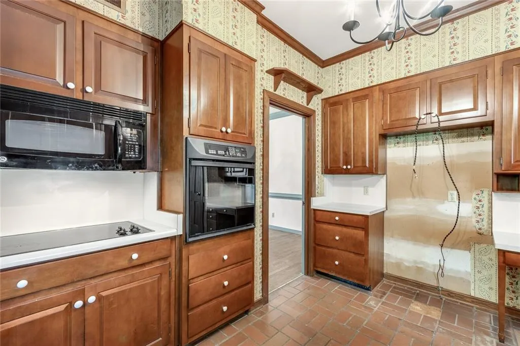 960 The 16th Fairway, Sandy Springs, Georgia 30350, 3 Bedrooms Bedrooms, ,3 BathroomsBathrooms,Residential,Sold,960 The 16th Fairway,6965387