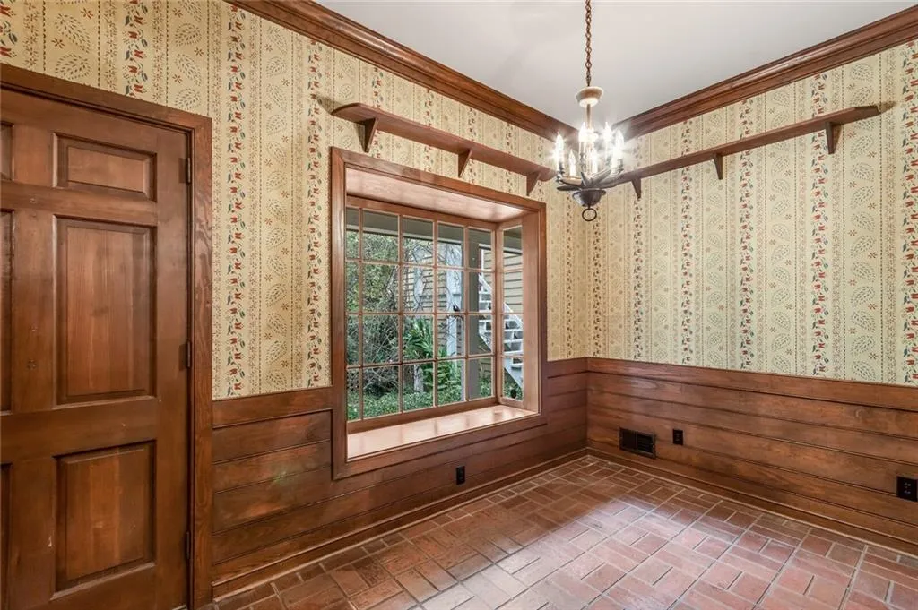 960 The 16th Fairway, Sandy Springs, Georgia 30350, 3 Bedrooms Bedrooms, ,3 BathroomsBathrooms,Residential,Sold,960 The 16th Fairway,6965387