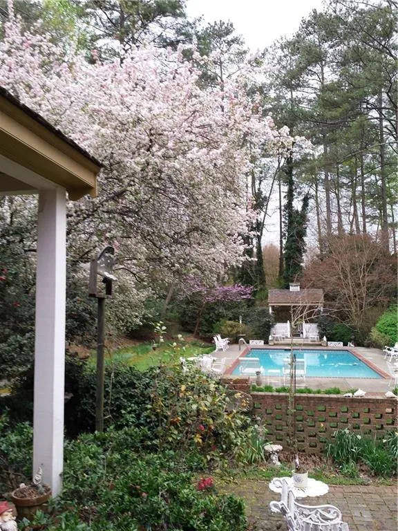 960 The 16th Fairway, Sandy Springs, Georgia 30350, 3 Bedrooms Bedrooms, ,3 BathroomsBathrooms,Residential,Sold,960 The 16th Fairway,6965387
