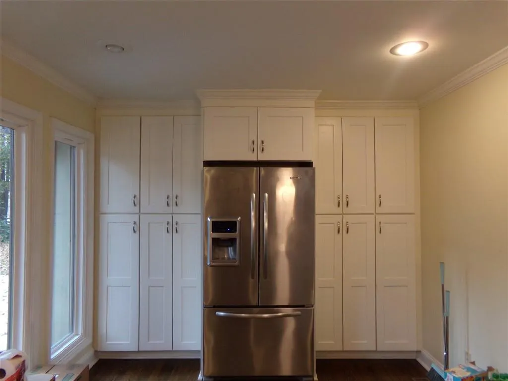 7695 Nesbit Ferry Road, Sandy Springs, Georgia 30350, 4 Bedrooms Bedrooms, ,3 BathroomsBathrooms,Residential,Sold,7695 Nesbit Ferry Road,6972724