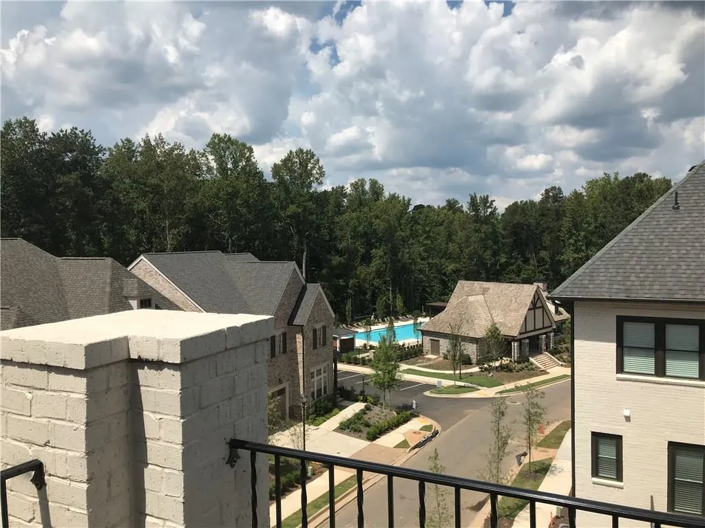 6435 Lucent Lane Unit 94, Sandy Springs, Georgia 30328, 4 Bedrooms Bedrooms, ,3 BathroomsBathrooms,Residential,Sold,6435 Lucent Lane Unit 94,6069499