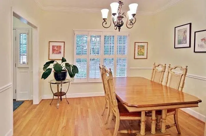 Atlanta, Georgia 30327, 3 Bedrooms Bedrooms, 0 ,2 BathroomsBathrooms,Residential,For Sale,7798623
