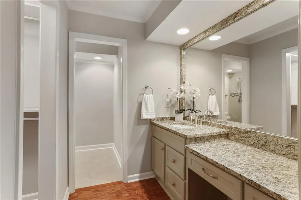 272 The South Chace, Atlanta, Georgia 30328, 3 Bedrooms Bedrooms, ,2 BathroomsBathrooms,Residential,Sold,272 The South Chace,6802433
