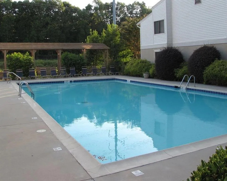 1610 Wingate Way Unit 1610, Sandy Springs, Georgia 30350, 2 Bedrooms Bedrooms, ,2 BathroomsBathrooms,Residential,Sold,1610 Wingate Way Unit 1610,5607608