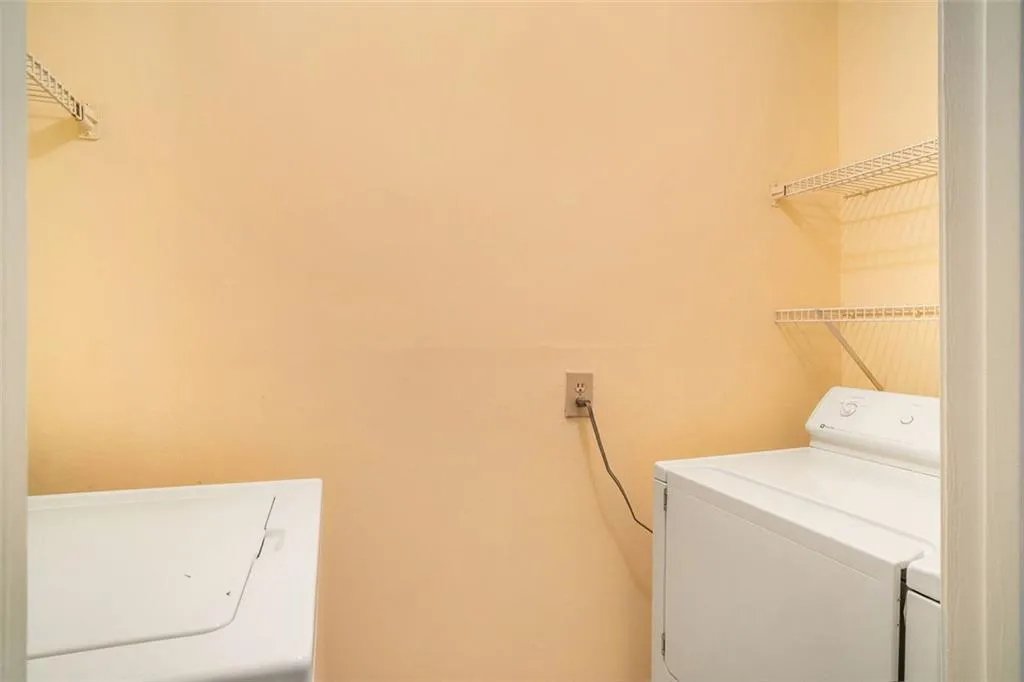 126 Mount Vernon Circle, Atlanta, Georgia 30338, 2 Bedrooms Bedrooms, ,2 BathroomsBathrooms,Residential,Sold,126 Mount Vernon Circle,6857622