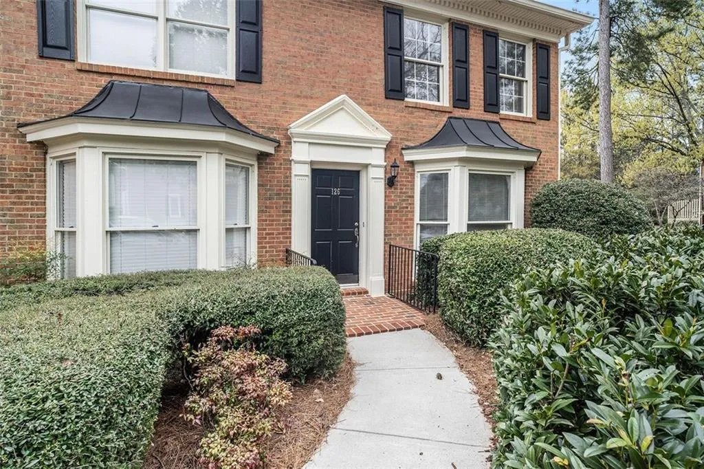 126 Mount Vernon Circle, Atlanta, Georgia 30338, 2 Bedrooms Bedrooms, ,2 BathroomsBathrooms,Residential,Sold,126 Mount Vernon Circle,6857622