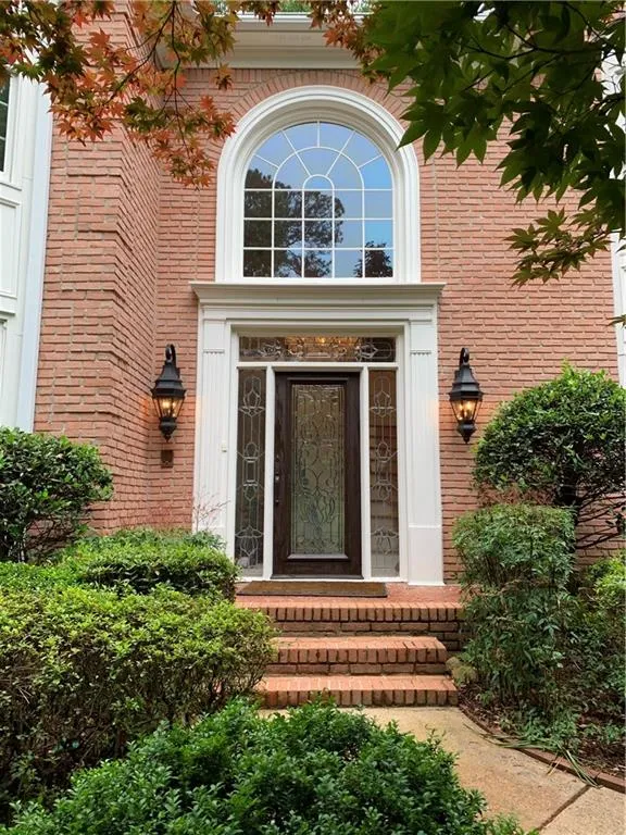 7555 Bridgegate Court, Sandy Springs, Georgia 30350, 5 Bedrooms Bedrooms, ,4 BathroomsBathrooms,Residential,Sold,7555 Bridgegate Court,6726861